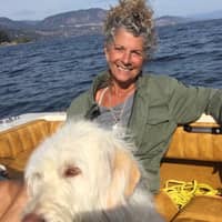 Sitter Profile Image: Dawn R.