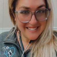 Sitter Profile Image: Gina A.