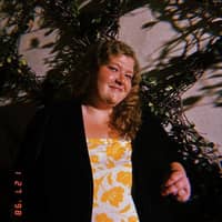 Sitter Profile Image: Clare R.