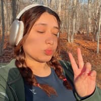 Sitter Profile Image: Nicole P.