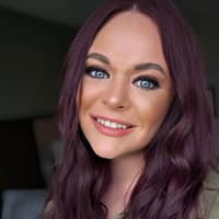 Sitter Profile Image: Lisa J.