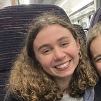 Sitter Profile Image: Annabelle S.