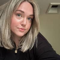 Sitter Profile Image: Olivia G.