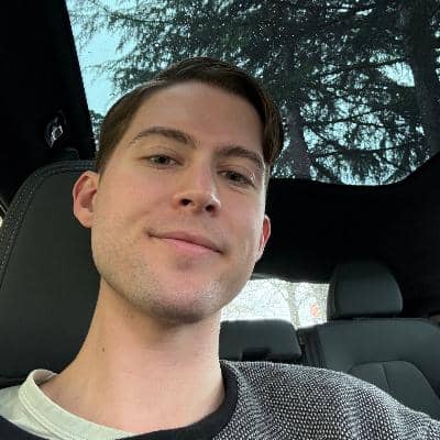 Sitter Profile Image: Cade B.