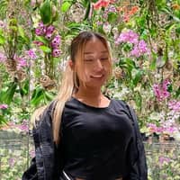 Sitter Profile Image: Nina K.