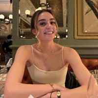 Sitter Profile Image: Susanna D.