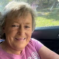 Sitter Profile Image: Terri L.