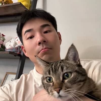 Sitter Profile Image: Hongfei H.