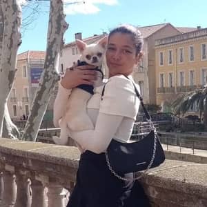 Sitter Profile Image: Elisabet G.