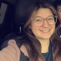 Sitter Profile Image: Kalyn S.