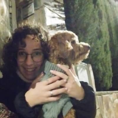 Foto de perfil del cuidador: Clara A.