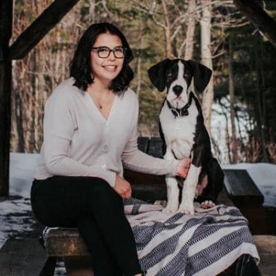 Sitter Profile Image: Holly P.