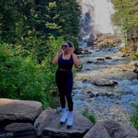 Sitter Profile Image: Jocelyn J.