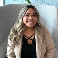 Sitter Profile Image: Rae Ann C.