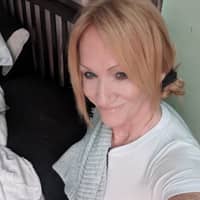 Sitter Profile Image: lisa j.