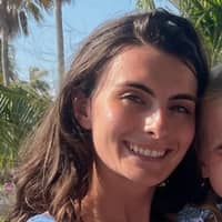 Sitter Profile Image: Iszabella S.