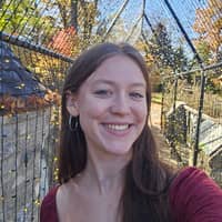 Sitter Profile Image: Sarah H.