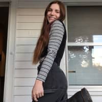 Sitter Profile Image: Lydia Z.