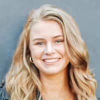 Sitter Profile Image: Leah F.