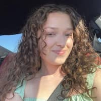 Sitter Profile Image: Alyssa C.