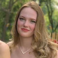 Sitter Profile Image: Sienna M.