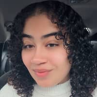 Sitter Profile Image: Mariah S.