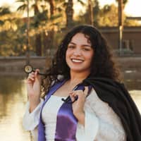 Sitter Profile Image: Denise L.