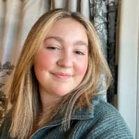 Sitter Profile Image: Olivia C.