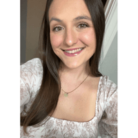 Sitter Profile Image: Alena M.