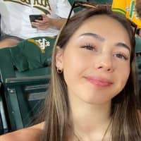 Sitter Profile Image: ariana t.