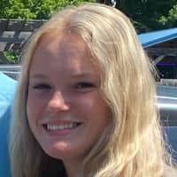 Sitter Profile Image: Eva F.