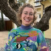 Sitter Profile Image: Sarah W.