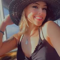 Sitter Profile Image: Kirsten H.