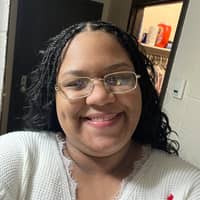 Sitter Profile Image: Sakura L.