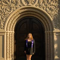 Sitter Profile Image: Emily S.