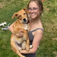 Sitter Profile Image: Elaina D.