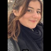 Photo de profil du pet sitter : Alicia, charlotte, marie, simone, chantal d.