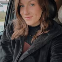 Sitter Profile Image: Savannah S.