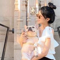 Sitter Profile Image: Christina mengyin W.