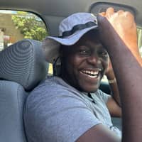 Sitter Profile Image: Rayle F.