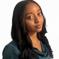 Sitter Profile Image: jenise a.