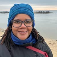 Sitter Profile Image: ANGELA B.