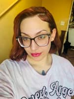 Sitter Profile Image: Victoria R.