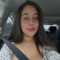 Sitter Profile Image: Leticia A.