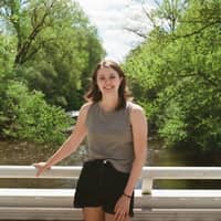 Sitter Profile Image: Natalia W.