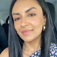 Sitter Profile Image: Paola M.