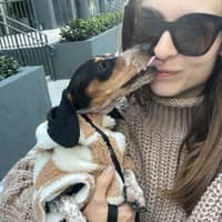 Sitter Profile Image: Simona P.