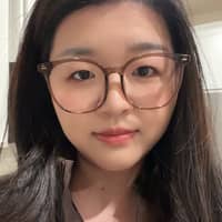 Sitter Profile Image: Mia Q.