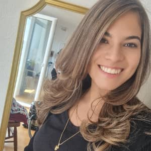 Sitter Profile Image: Desirée S.