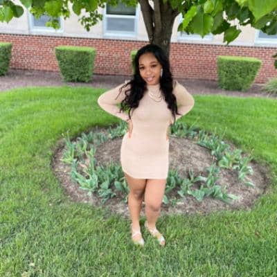 Sitter Profile Image: De'Marria G.